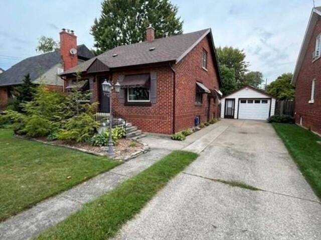73 PHYLLIS AVENUE Chatham Ontario, N7M 3C3 - 3 Bedrooms Home For Sale