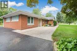 37 Gregory DRIVE East | Chatham Ontario | Slide Image Two