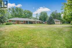 37 Gregory DRIVE East | Chatham Ontario | Slide Image Eight