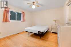 15 MONARCH DRIVE | Chatham Ontario | Slide Image Thirteen