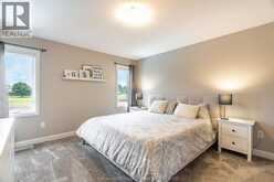 198 Moonstone CRESCENT | Chatham Ontario | Slide Image Eighteen