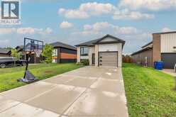 198 Moonstone CRESCENT | Chatham Ontario | Slide Image One