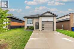 198 Moonstone CRESCENT | Chatham Ontario | Slide Image Two
