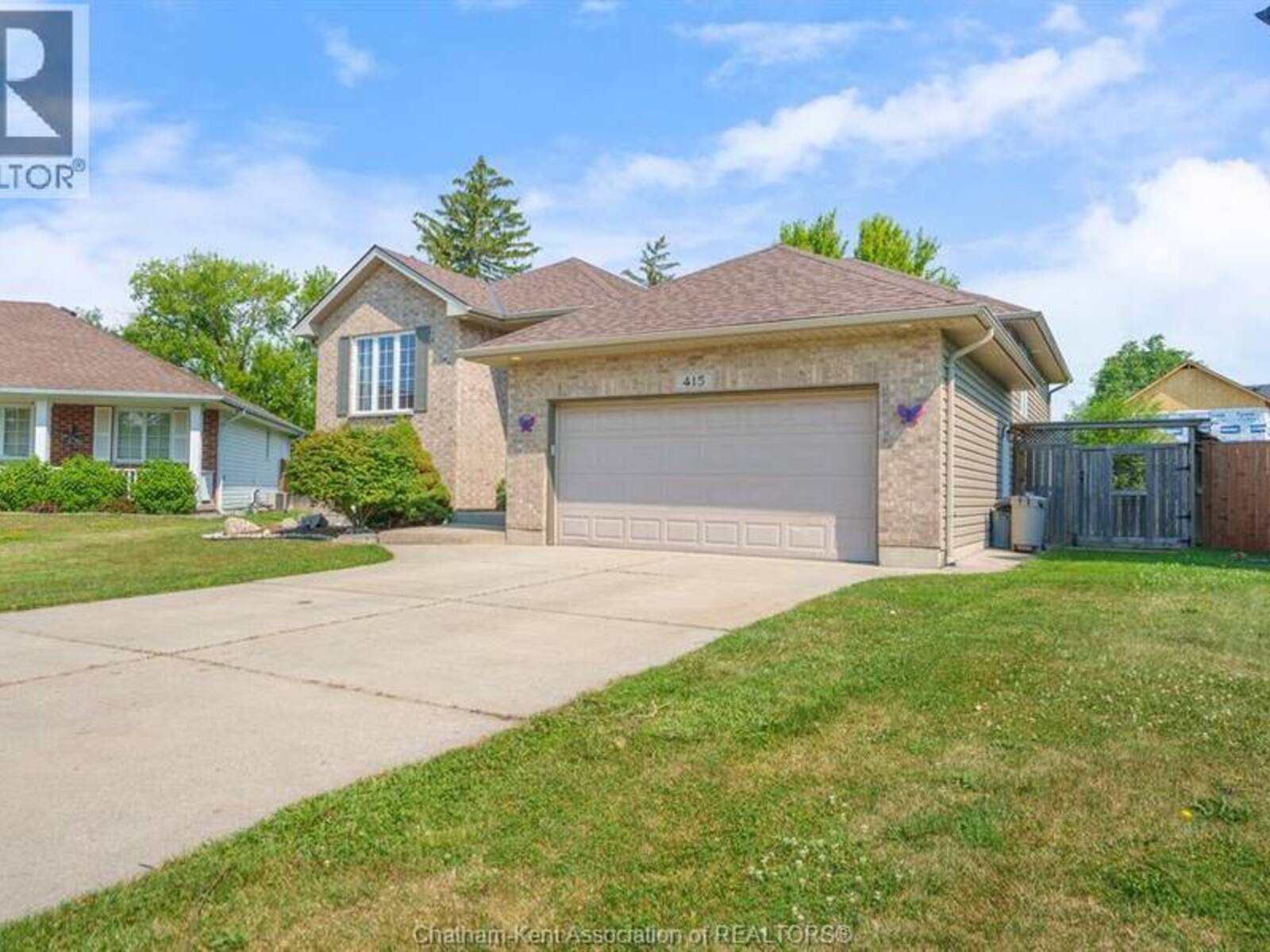 415 SILVER SANDS LANE, St. Clair, Ontario N0N 1G0