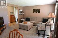5 Bernard AVENUE East | Chatham-Kent Ontario | Slide Image Five