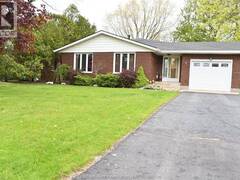 5 Bernard AVENUE East Chatham-Kent Ontario, N0P 2C0