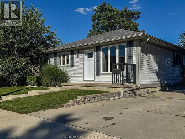 675 Albert STREET Wallaceburg Ontario, N8A 1Y8 - 2 Bedrooms Home For Sale