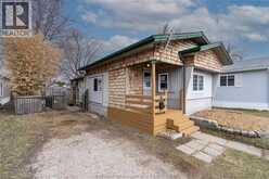 6 Maple DRIVE | Essex Ontario | Slide Image One