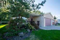 24 Churchill Park ROAD | Chatham Ontario | Slide Image Three