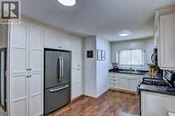 31 St. Anthony STREET | Chatham Ontario | Slide Image Eight