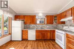 12 LANSDOWNE AVENUE | Chatham Ontario | Slide Image Nine