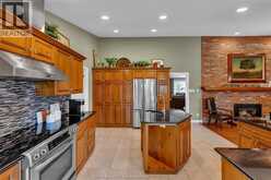 27 Cramar CRESCENT | Chatham Ontario | Slide Image Thirteen