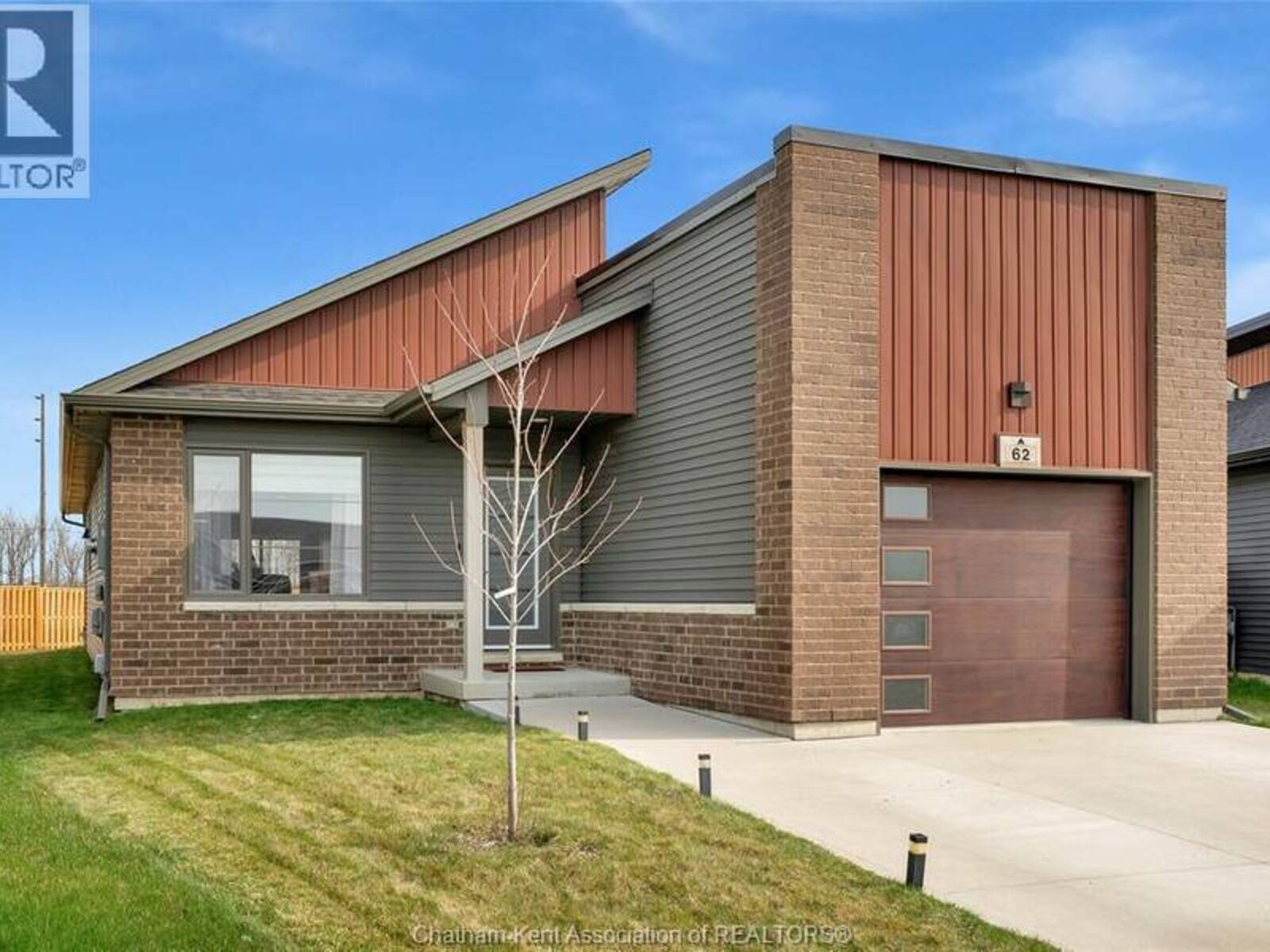 62 MOONSTONE CRESCENT, Chatham, Ontario N7M 0S1