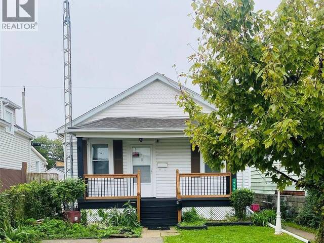 1716 Drouillard ROAD Windsor Ontario, N8Y 2S5 - 2 Bedrooms Home For Sale