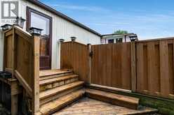 96 Regency DRIVE | Chatham Ontario | Slide Image Thirteen