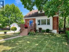 94 Dundas STREET Wallaceburg Ontario, N8A 2J2
