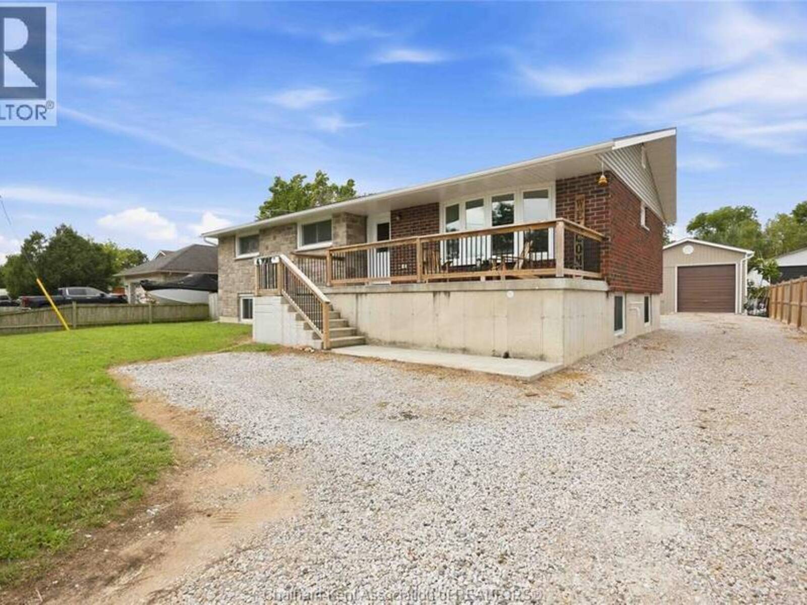 6 York STREET, Lambton Shores, Ontario N0N 1J0