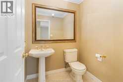 36 HENRY O' WAY | Chatham Ontario | Slide Image Twelve