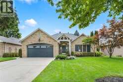 36 HENRY O' WAY | Chatham Ontario | Slide Image Four