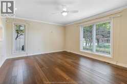 36 HENRY O' WAY | Chatham Ontario | Slide Image Nine