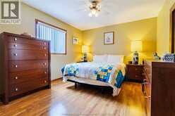 7 FROBISHER COURT | Chatham Ontario | Slide Image Sixteen