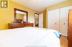 7 FROBISHER COURT | Chatham Ontario | Slide Image Eighteen