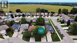 7 FROBISHER COURT | Chatham Ontario | Slide Image Forty-seven