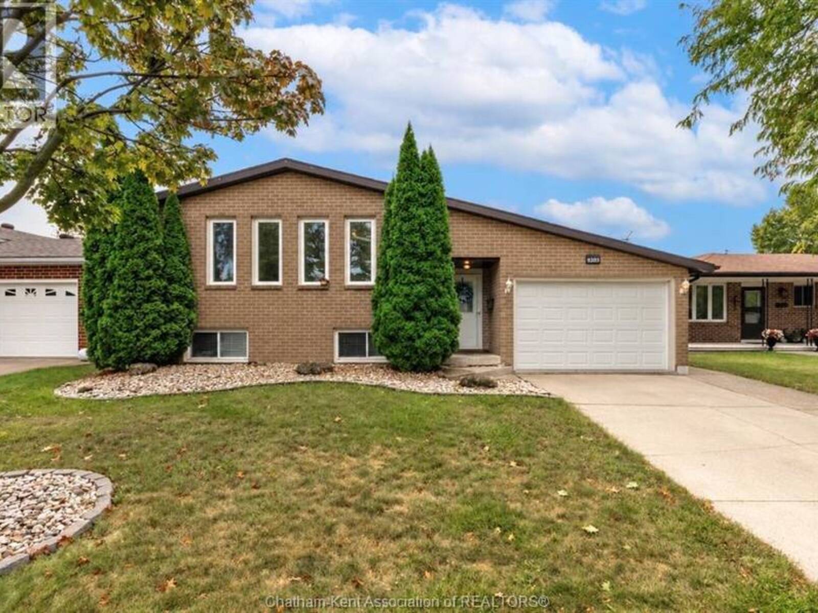 9385 Tamarack STREET, Windsor, Ontario N8R 1Y7