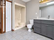 74 Fieldstone PLACE | Chatham Ontario | Slide Image Thirteen