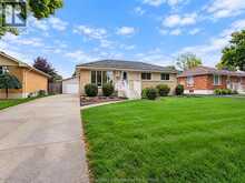 84 Holland AVENUE | Chatham Ontario | Slide Image Three