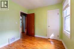 42 Canterbury STREET | Chatham Ontario | Slide Image Twelve