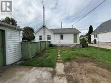 20 FIRST STREET | Wallaceburg Ontario | Slide Image Seventeen