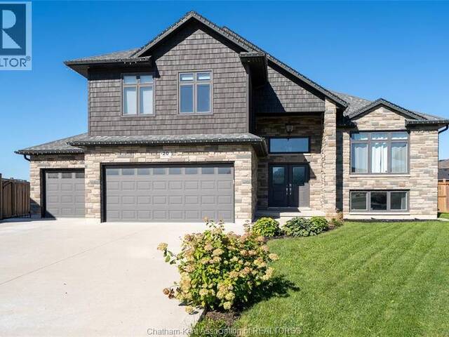 20 SIENNA COURT Chatham Ontario, N7M 0R9 - 4 Bedrooms Home For Sale