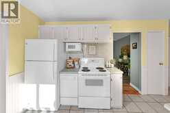 27 Marion AVENUE | Chatham Ontario | Slide Image Five