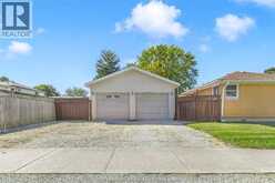 410 MCNAUGHTON AVENUE East | Chatham Ontario | Slide Image Thirty-one