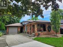 28 Jackson DRIVE | Chatham Ontario | Slide Image Two