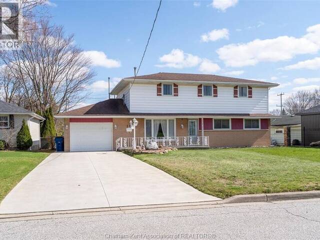 16 ARTHUR DRIVE Chatham Ontario, N7M 3Y4 - 4 Bedrooms Home For Sale