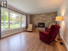 12 Crerar DRIVE | Chatham Ontario | Slide Image Eleven