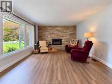 12 Crerar DRIVE | Chatham Ontario | Slide Image Twelve