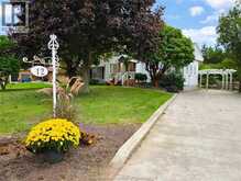 12 Crerar DRIVE | Chatham Ontario | Slide Image Four