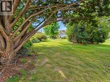 12 Crerar DRIVE | Chatham Ontario | Slide Image Eight
