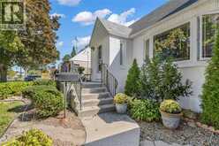 32 KERR AVENUE | Chatham Ontario | Slide Image Seven