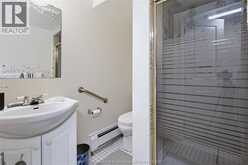 931 Charing Cross ROAD | Chatham Ontario | Slide Image Twenty-one