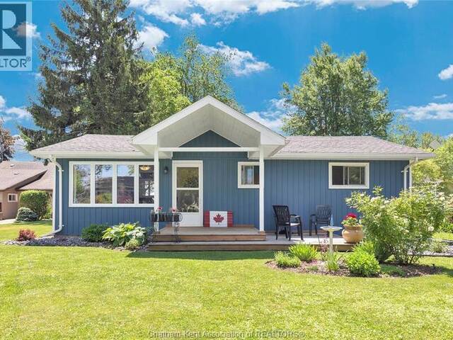 601 Towanda BOULEVARD Chatham-Kent Ontario, N0P 1A0 - 2 Bedrooms Waterfront Home For sale