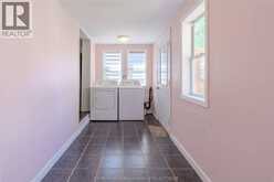 32 Degge STREET | Chatham Ontario | Slide Image Eight