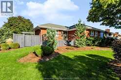 81 Devon ROAD | Chatham Ontario | Slide Image Thirty-eight