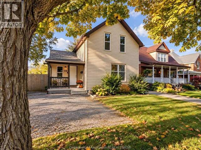 208 Lacroix STREET Chatham Ontario, N7M 2V4 - 3 Bedrooms Home For Sale