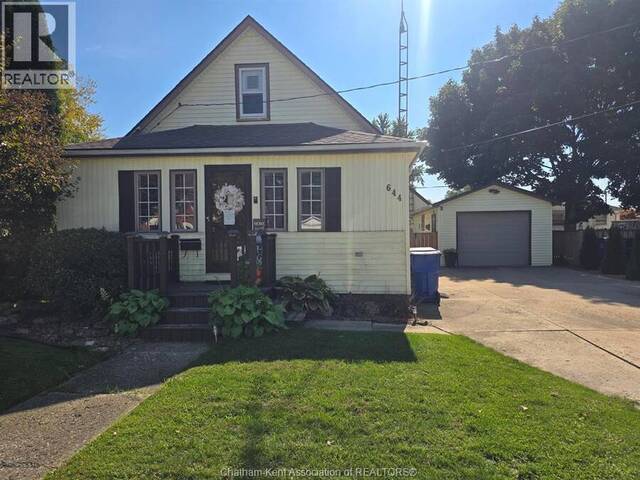 644 WALLACE STREET Wallaceburg Ontario, N8A 1K5 - 2 Bedrooms Home For Sale