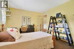 108 Cecile AVENUE | Chatham Ontario | Slide Image Thirty-three