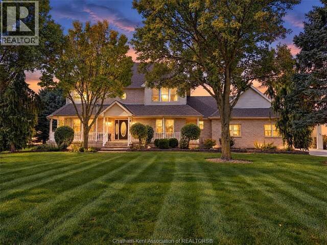 7681 Grande River LINE Chatham Ontario, N7M 5J7 - 3 Bedrooms Waterfront Home For sale